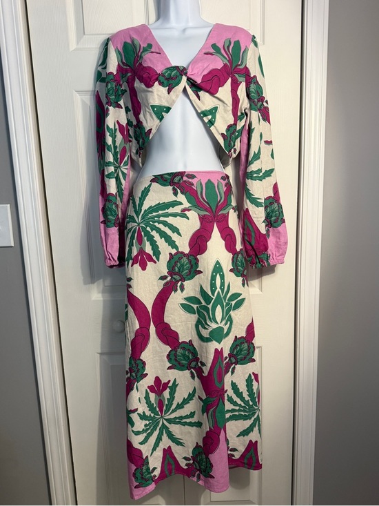 Caroline Constas Dresses & Skirts - Caroline Constas two-piece linen-blend outfit crop top and skirt size medium